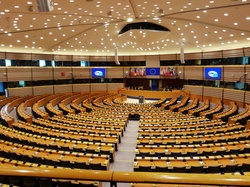  <a style='color: #fff;' href='/uploaded/photo/bruxelles-5dbcb3abe7961.jpg'>(Télécharger)</a>